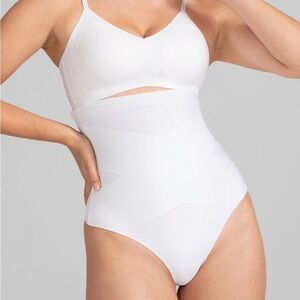 NWT HONEYLOVE SuperPower Runway Shapewear Thong Panty Astral White Size XS